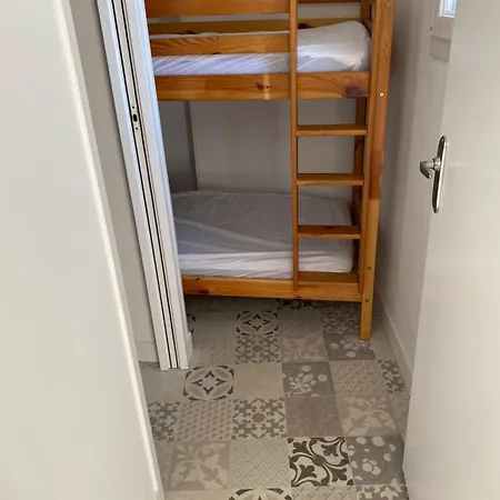Maisonnette Proche Et Centre *